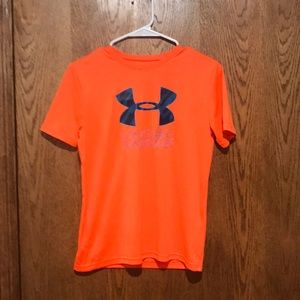 Boy’s Under Armour tee shirt